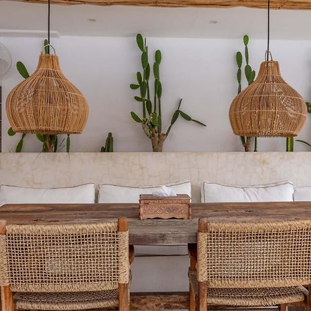 Turan Casa Auri Seminyak Villa Eksteriør bilde