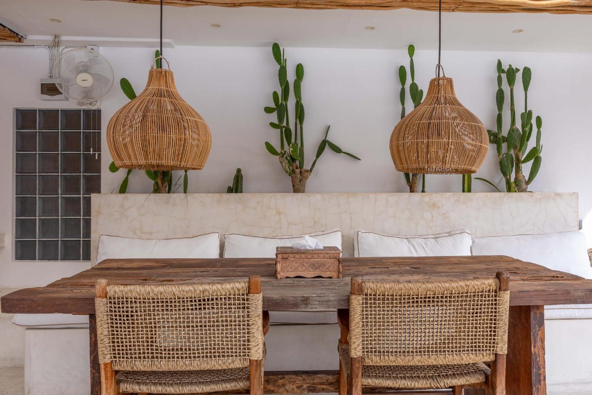 Turan Casa Auri Seminyak Villa Eksteriør bilde